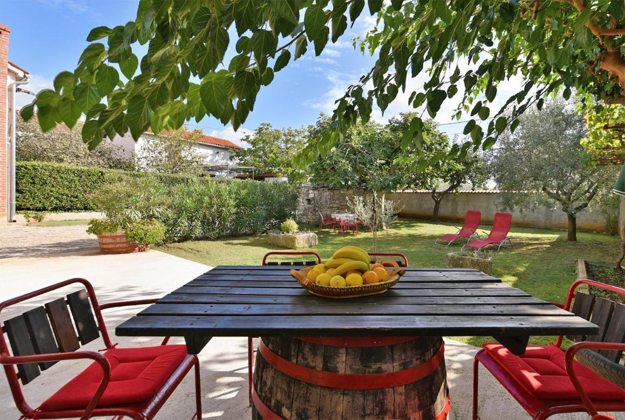 Villa House Monteci 1378 Galižana Exterior foto