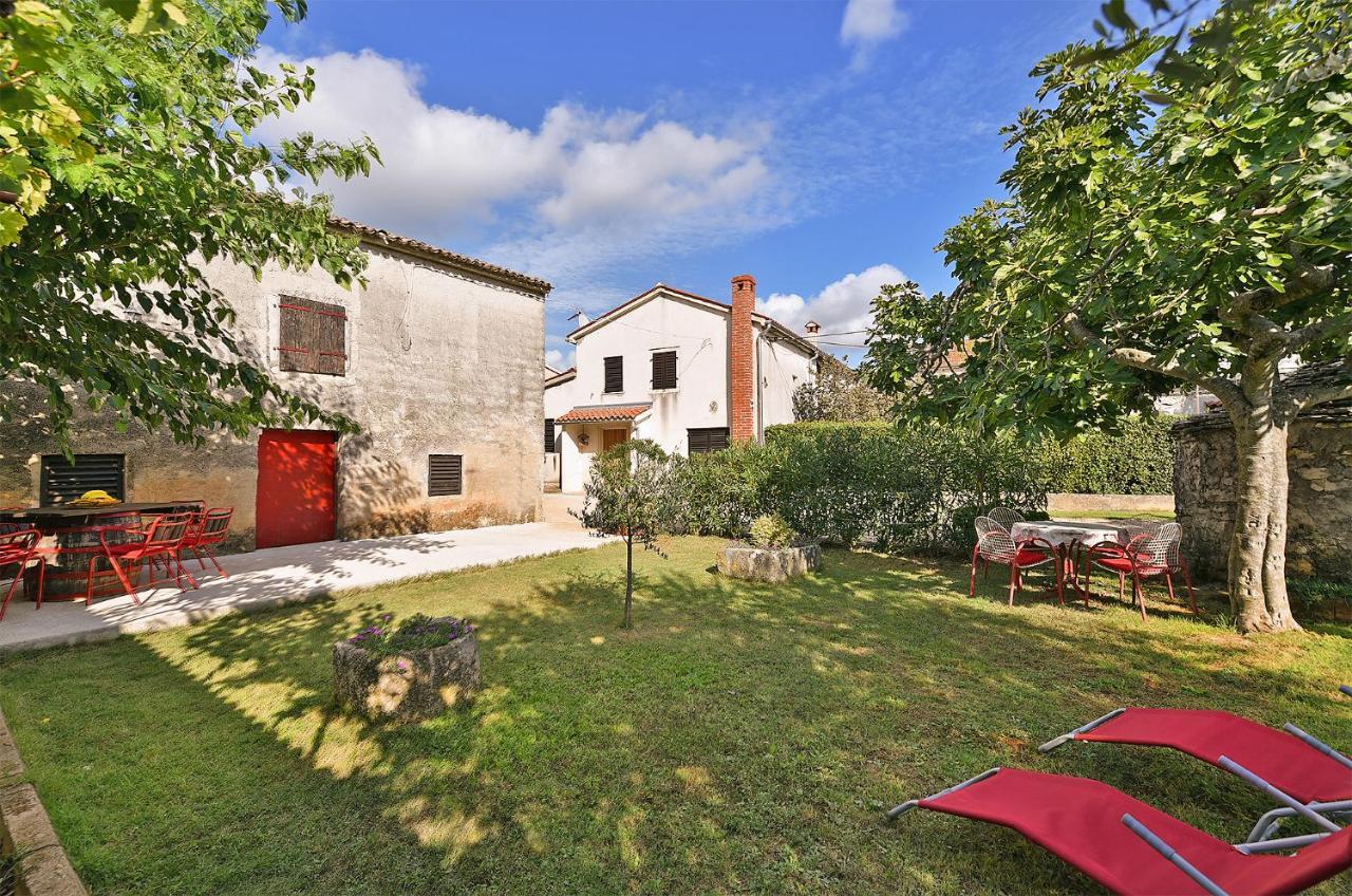 Villa House Monteci 1378 Galižana Exterior foto