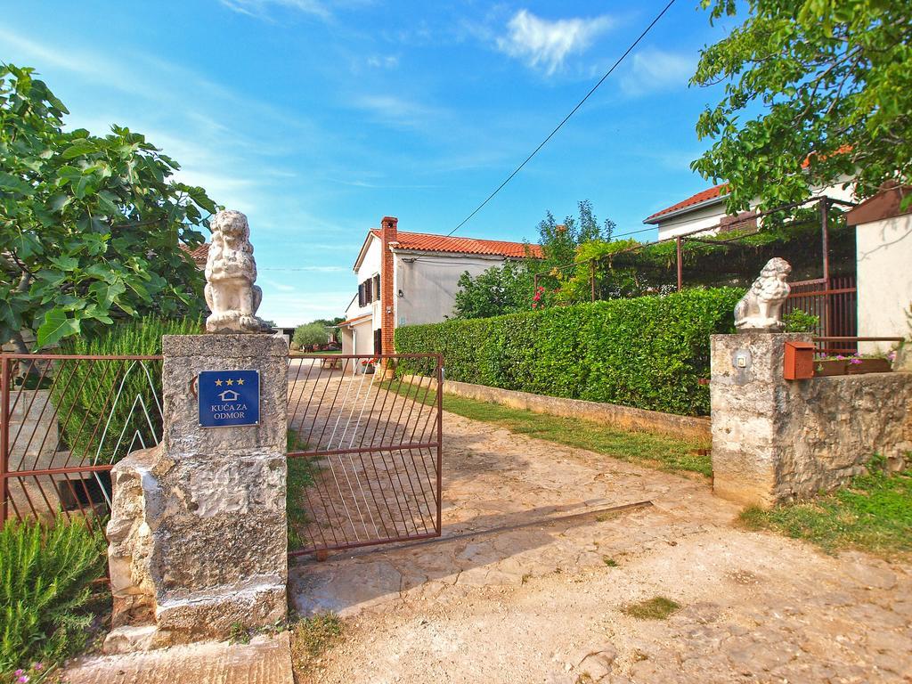 Villa House Monteci 1378 Galižana Exterior foto